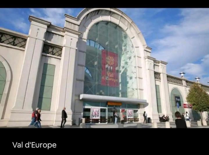 Appartement Disneyland Paris Val D'Europe La Vallee Village Parking 500M Gare Val D'Europe Montévrain Eksteriør billede